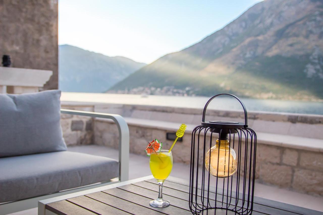 Pallazo Uniqato Seafront Kotor Exteriér fotografie